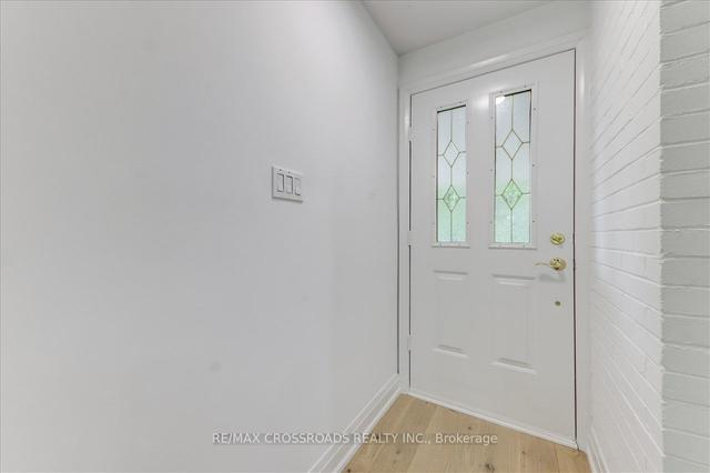 4 Tanburn Pl, House detached with 3 bedrooms, 4 bathrooms and 3 parking in Toronto ON | Image 33