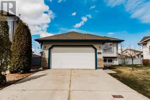 12814 88a Street, House detached with 5 bedrooms, 3 bathrooms and 6 parking in Grande Prairie AB | Image 2