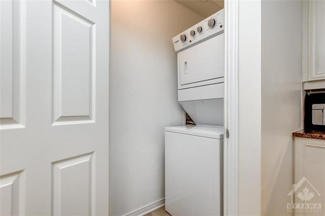 201 - 38 Metropole Private, Condo with 2 bedrooms, 2 bathrooms and 1 parking in Ottawa ON | Image 12