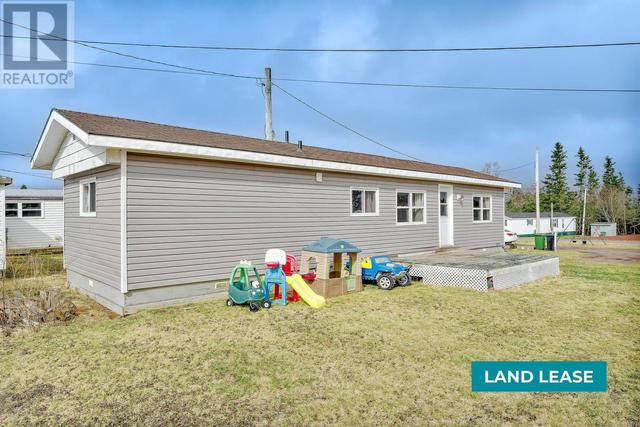 60 Circle M Court, Home with 2 bedrooms, 1 bathrooms and null parking in Clyde River PE | Image 3