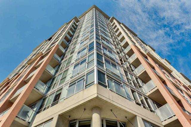 1014 - 1 Shaw St, Condo with 3 bedrooms, 2 bathrooms and 2 parking in Toronto ON | Image 12