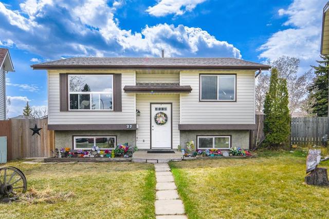 27 Falchurch Place Ne, House detached with 4 bedrooms, 2 bathrooms and 2 parking in Calgary AB | Card Image
