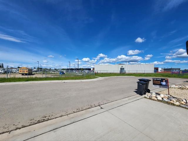 10309 96 Street, House detached with 4 bedrooms, 2 bathrooms and 7 parking in Grande Prairie County No. 1 AB | Image 22