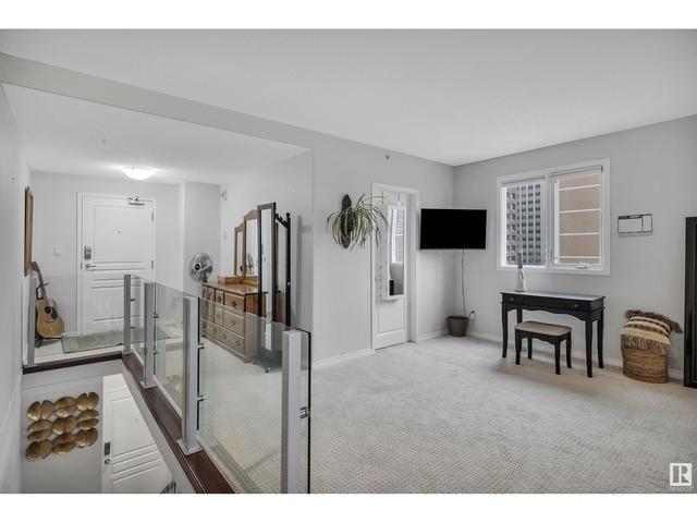 1104 - 9707 106 St Nw, Condo with 2 bedrooms, 3 bathrooms and 2 parking in Edmonton AB | Image 25