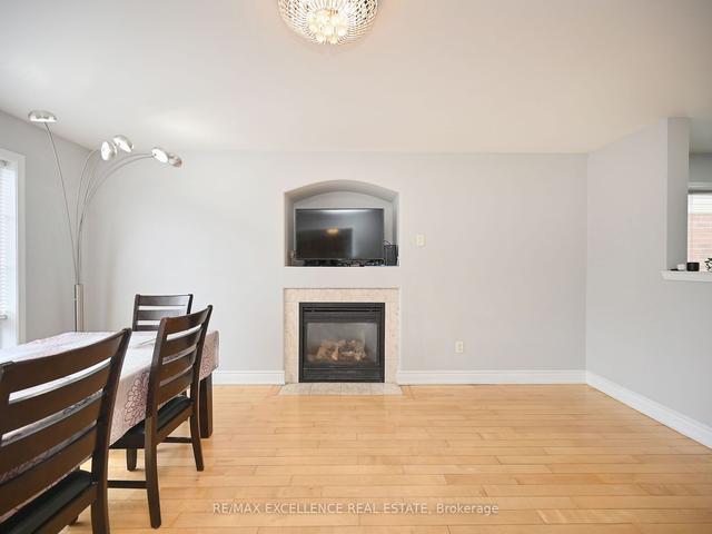 951 Donnelly St, House detached with 4 bedrooms, 4 bathrooms and 4 parking in Milton ON | Image 5