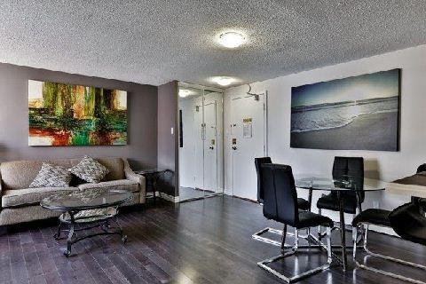 662 - 49 Mccaul St, Condo with 2 bedrooms, 1 bathrooms and null parking in Toronto ON | Image 1