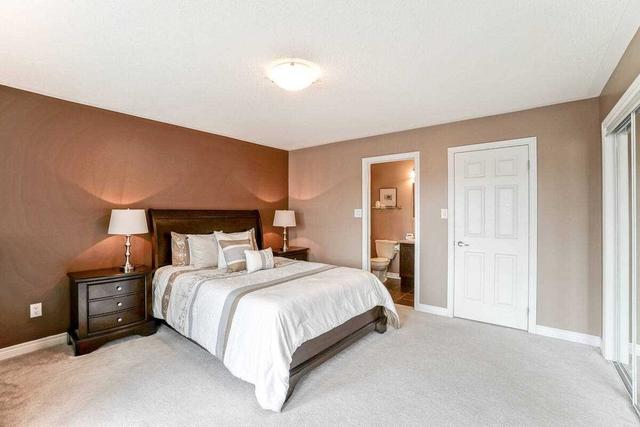 19 Cedar Lake Cres, Townhouse with 3 bedrooms, 4 bathrooms and 2 parking in Brampton ON | Image 20