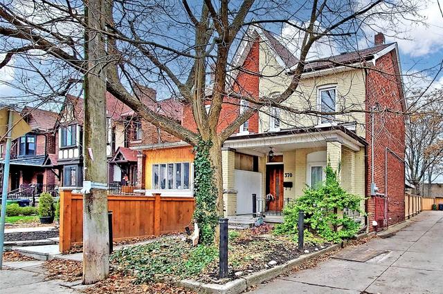 upper - 370 Delaware Ave, House semidetached with 2 bedrooms, 1 bathrooms and 0 parking in Toronto ON | Image 1