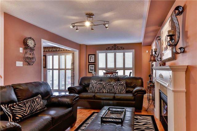 14 River Ridge Blvd, House detached with 3 bedrooms, 3 bathrooms and 2 parking in Aurora ON | Image 5