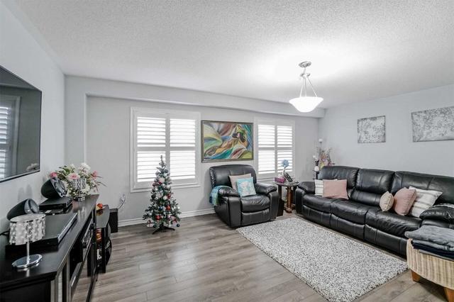 6 Allium Rd, House attached with 3 bedrooms, 3 bathrooms and 2 parking in Brampton ON | Image 14