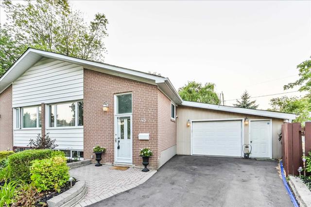 45 Thorncroft Cres, House semidetached with 3 bedrooms, 2 bathrooms and 5 parking in Ajax ON | Image 33