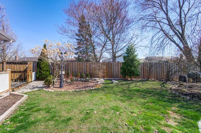 7544 Rainbow Cres, House detached with 3 bedrooms, 2 bathrooms and 10 parking in Niagara Falls ON | Image 26