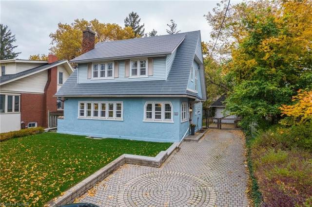 23 Glenridge Ave, House detached with 3 bedrooms, 1 bathrooms and 6 parking in St. Catharines ON | Image 1