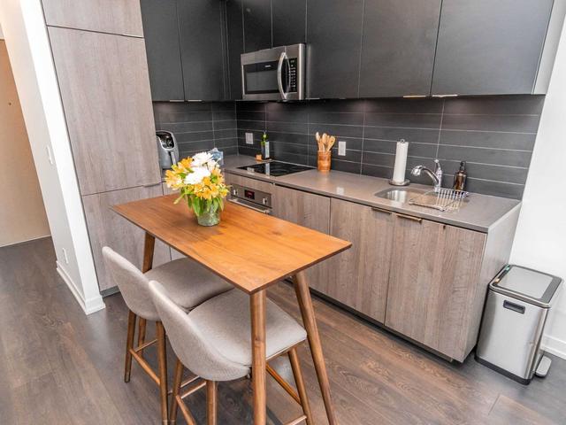 410 - 223 St. Clair Ave, Condo with 1 bedrooms, 1 bathrooms and 0 parking in Toronto ON | Image 6