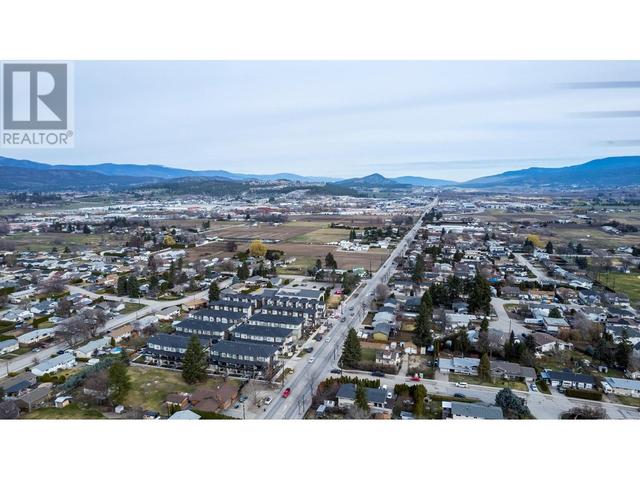 122 Wallace Road, House detached with 3 bedrooms, 2 bathrooms and 6 parking in Kelowna BC | Image 11