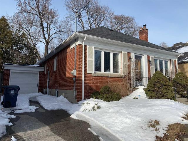 80 Avondale Ave, House detached with 3 bedrooms, 2 bathrooms and 3 parking in Toronto ON | Image 1