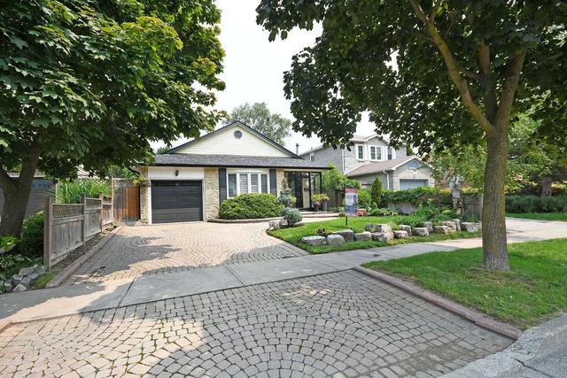 23 Richvale Dr S, House detached with 4 bedrooms, 2 bathrooms and 3 parking in Brampton ON | Image 1