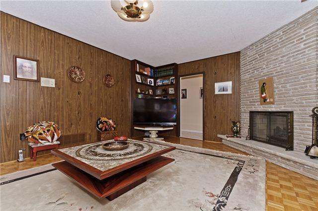 3565 Kilmanagh Rd, House detached with 3 bedrooms, 4 bathrooms and 4 parking in Mississauga ON | Image 11