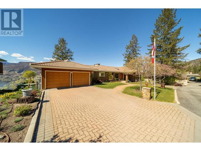 110 Boppart Court, House detached with 3 bedrooms, 3 bathrooms and 4 parking in Kelowna BC | Image 3