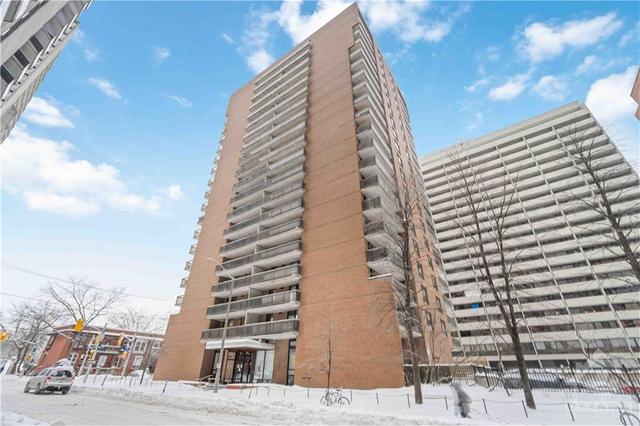 1101 - 475 Laurier Avenue W, Condo with 2 bedrooms, 1 bathrooms and 1 parking in Ottawa ON | Image 1