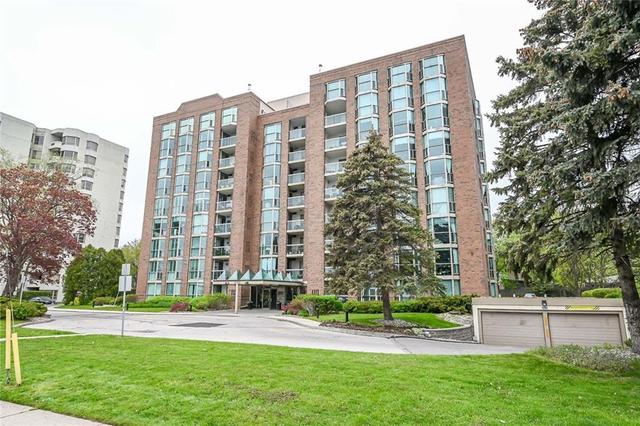 806 - 1225 North Shore Boulevard E, Condo with 1 bedrooms, 1 bathrooms and null parking in Burlington ON | Card Image