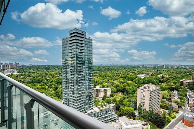 2802 - 18 Yorkville Ave, Condo with 2 bedrooms, 2 bathrooms and 2 parking in Toronto ON | Image 22