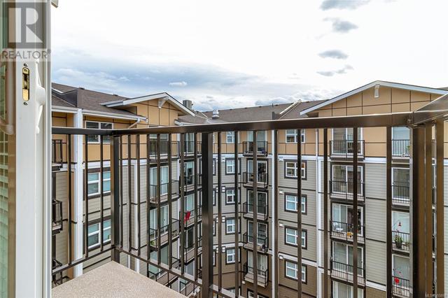 608 - 917 Avrill Rd, Condo with 1 bedrooms, 1 bathrooms and 1 parking in Langford BC | Image 16