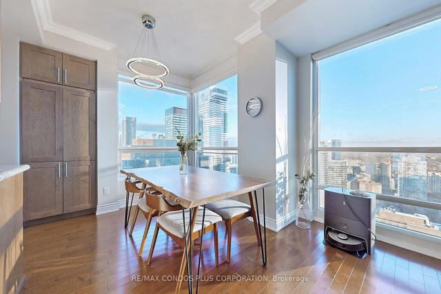 4202 - 761 Bay St, Condo with 2 bedrooms, 3 bathrooms and 1 parking in Toronto ON | Image 37