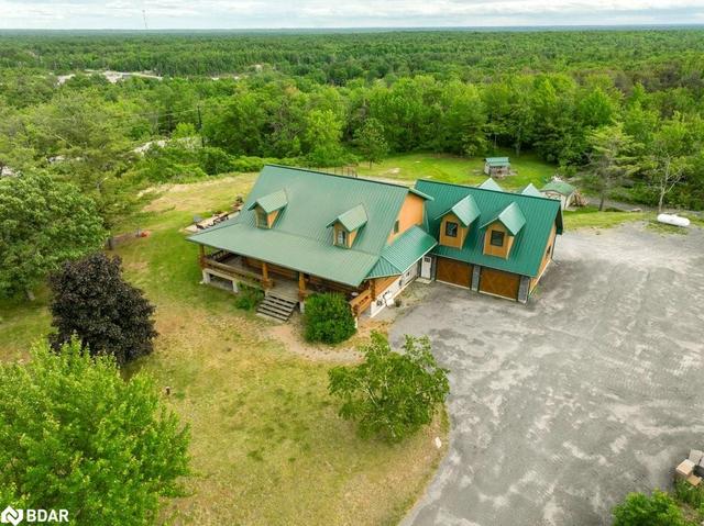 10380 Highway 41, House detached with 4 bedrooms, 2 bathrooms and 12 parking in Addington Highlands ON | Image 12