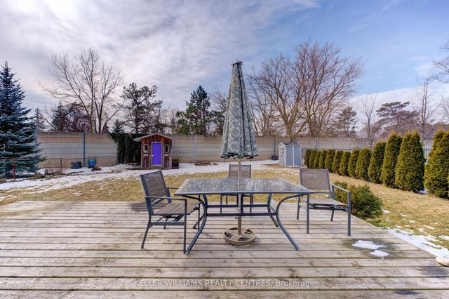 24 Waddington St, House detached with 3 bedrooms, 2 bathrooms and 3 parking in Brantford ON | Image 13