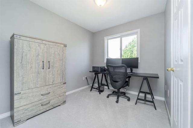331 Pettigrew Tr, House semidetached with 3 bedrooms, 3 bathrooms and 2 parking in Milton ON | Image 14