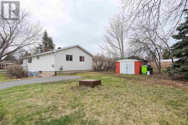 6 Chicora Cres, House detached with 2 bedrooms, 1 bathrooms and null parking in Sault Ste. Marie ON | Image 39