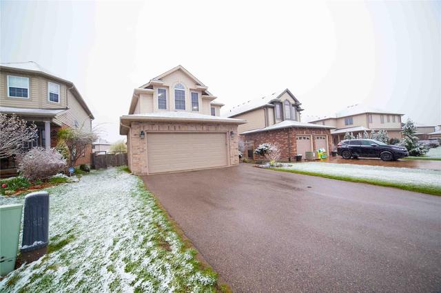 2221 Cardinal Crt, House detached with 4 bedrooms, 3 bathrooms and 6 parking in London ON | Image 12