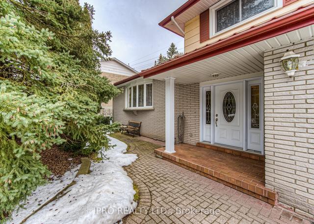 26 Chicopee Terr, House detached with 4 bedrooms, 3 bathrooms and 3 parking in Kitchener ON | Image 23
