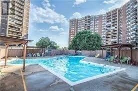 204 - 551 The West Mall, Condo with 3 bedrooms, 2 bathrooms and 1 parking in Toronto ON | Image 13