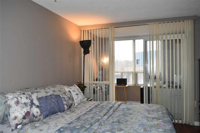 207 - 1 Hickory Tree Rd, Condo with 1 bedrooms, 1 bathrooms and 1 parking in Toronto ON | Image 11