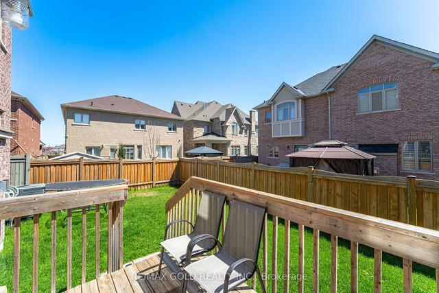 71 Squire Ellis Dr, House detached with 4 bedrooms, 4 bathrooms and 7 parking in Brampton ON | Image 21