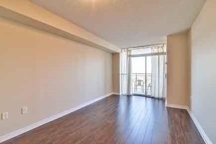 1003 - 55 Strathaven Dr, Condo with 1 bedrooms, 1 bathrooms and 1 parking in Mississauga ON | Image 2