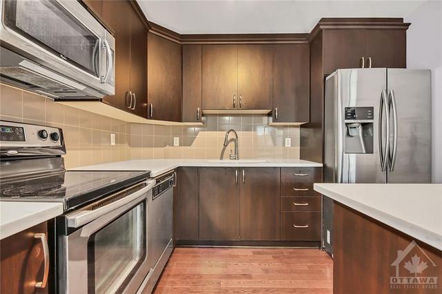 b - 260 Espresso Private, Condo with 2 bedrooms, 1 bathrooms and 1 parking in Ottawa ON | Image 8