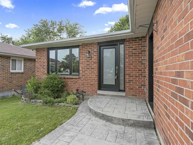 38 Northgate Dr, House detached with 3 bedrooms, 2 bathrooms and 4 parking in Bradford West Gwillimbury ON | Image 36