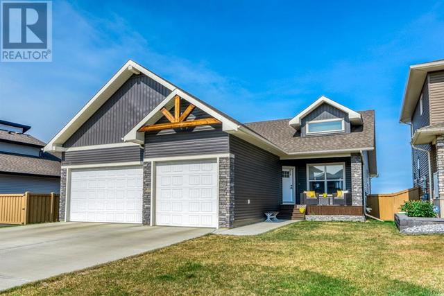 10646 152b Avenue, House detached with 5 bedrooms, 2 bathrooms and 6 parking in Grande Prairie County No. 1 AB | Card Image