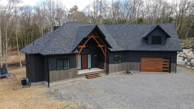 1634 Muskoka Beach Rd, House detached with 4 bedrooms, 4 bathrooms and 22 parking in Bracebridge ON | Image 1