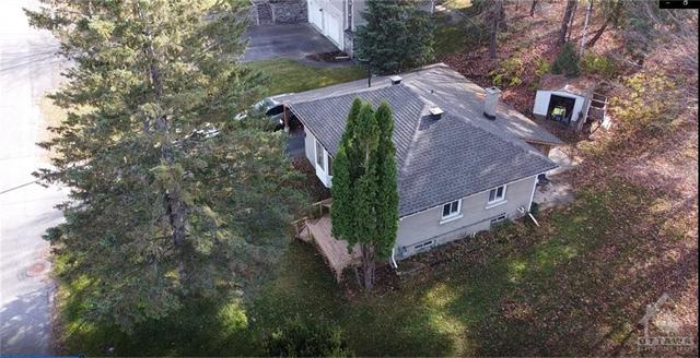 48 Vaan Drive, House detached with 2 bedrooms, 1 bathrooms and 4 parking in Ottawa ON | Image 5