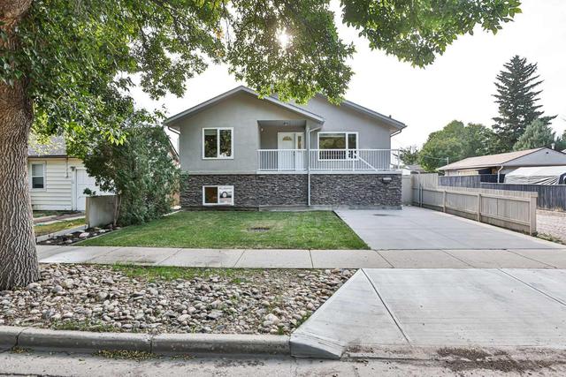 332 15 Street N, House detached with 3 bedrooms, 3 bathrooms and 4 parking in Lethbridge AB | Image 1