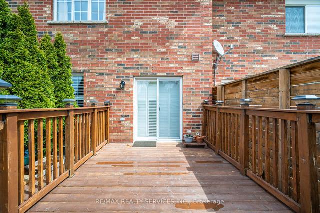 71 Tianalee Cres, House attached with 3 bedrooms, 4 bathrooms and 3 parking in Brampton ON | Image 31