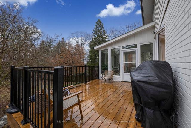 565 Rouge Hills Dr, House detached with 4 bedrooms, 4 bathrooms and 10 parking in Toronto ON | Image 11