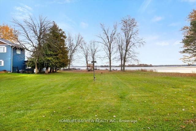 206 Lakeshore Dr E, House detached with 3 bedrooms, 1 bathrooms and 6 parking in Kawartha Lakes ON | Image 38