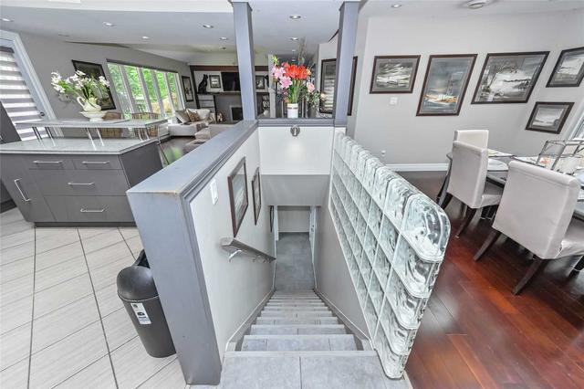 1 Torch Lane, House detached with 4 bedrooms, 3 bathrooms and 10 parking in Guelph ON | Image 9