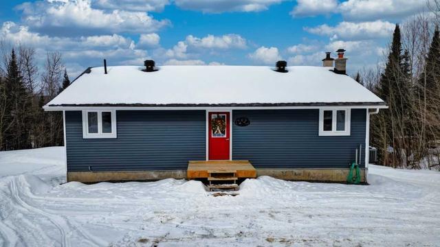 1843 South Baptiste Lake Rd, House detached with 2 bedrooms, 3 bathrooms and 16 parking in Hastings Highlands ON | Image 21