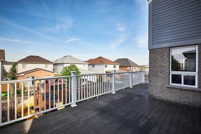 upper - 208 Millburn Dr, House detached with 4 bedrooms, 3 bathrooms and 5 parking in Clarington ON | Image 24